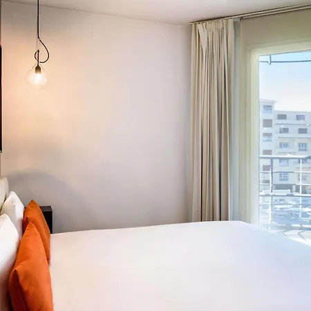 Adagio Centre Hotel apartamentowy 3*