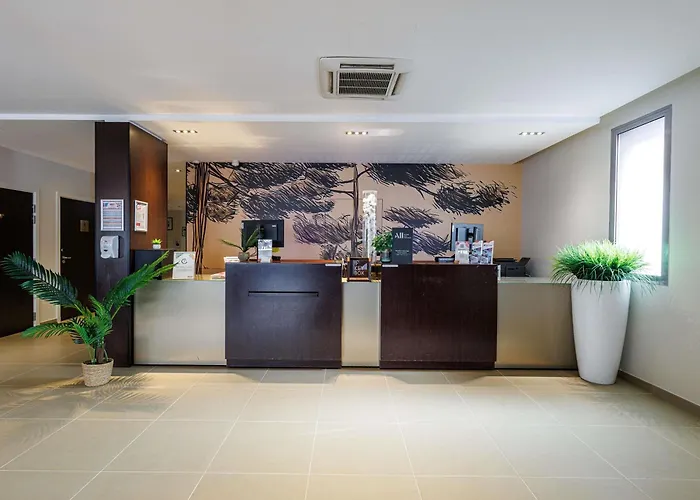 Adagio Centre