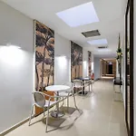 Adagio Centre 아파트호텔 니스