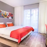 Adagio Centre