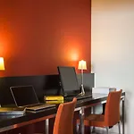 아파트호텔 Adagio Centre 3*