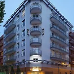 Adagio Centre 公寓式酒店
