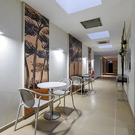 מלון דירות Adagio Centre ניס