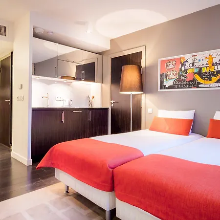 Adagio Centre מלון דירות 3*