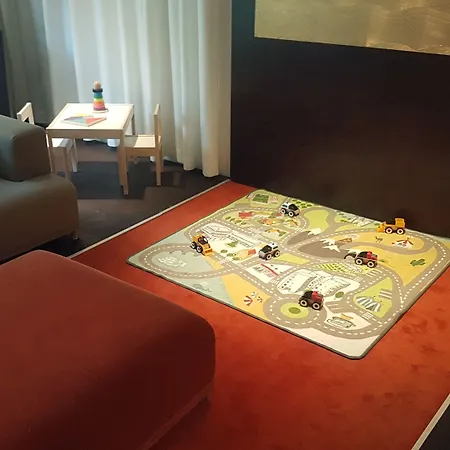 Adagio Centre Aparthotel Nizza