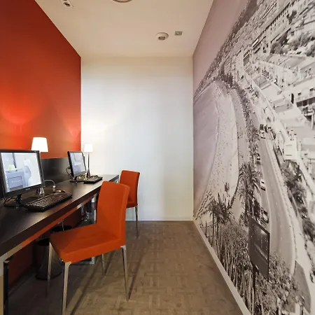 Adagio Centre 3* ניס