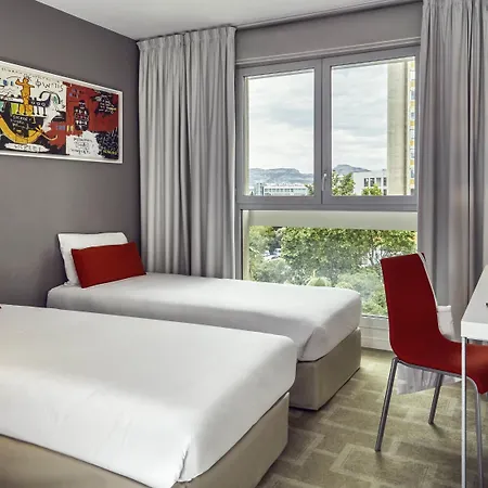Adagio Centre מלון דירות 3*