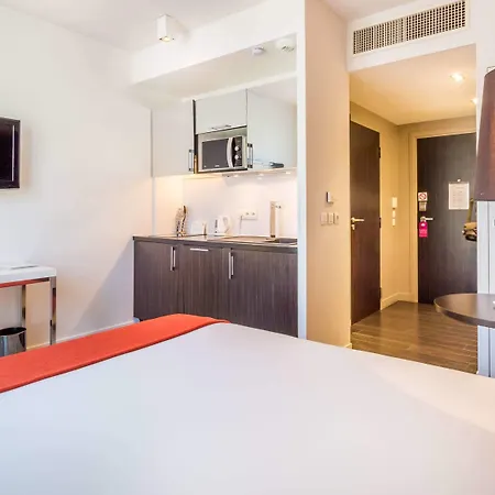 Adagio Centre 3* ניס