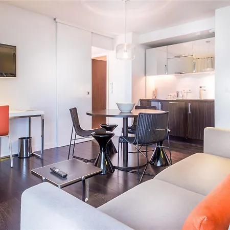 Adagio Centre Aparthotel Nizza