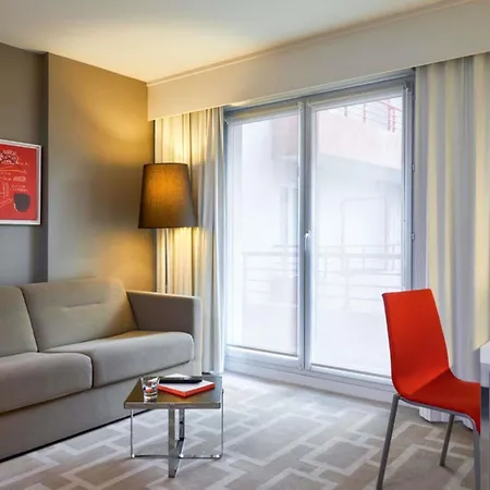 Adagio Centre Lägenhetshotell 3*