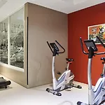 Апарт-отель Adagio Centre 3*