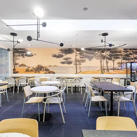 Adagio Centre ניס