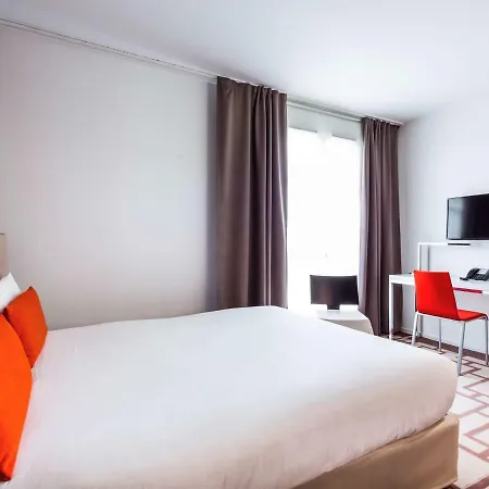 Aparthotel Adagio Centre 3*