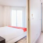 מלון דירות Adagio Centre 3*